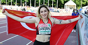 Türk sporcu Tuğba Danışmaz, üç adım atlamada rekorla Avrupa şampiyonu oldu