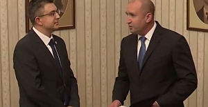 Bulgaristan’da hükümeti kurma görevi Plamen Nikolov’a verildi