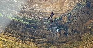 112 metrelik "Cehennem Kuyusu"na indiler
