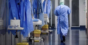 Antalya Valiliği, tüm sağlık çalışanlarının yıllık izinlerini iptal etti