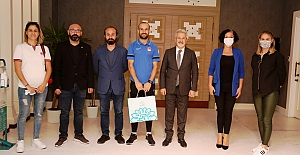 Başkan Erdem’den milli atlet Hakan Cira’ya ödül