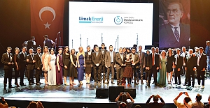 “Engelsiz Müzik Korosu” ndan Bursa halkına müzik ziyafeti
