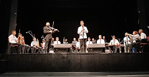 Büyükşehir Belediyesi Orkestrası'nda mezuniyet sevinci