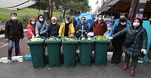 Pazardan topladıkları atıklardan "kompost gübre" yapmayı öğrendiler