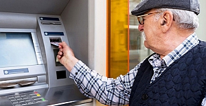 Emeklinin gözü kulağı zam haberinde maaş artış oranları netleşti