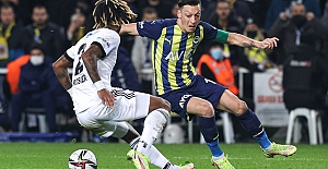 Yılın son derbisi berabere sonuçlandı: Fenerbahçe 2 - 2 Beşiktaş