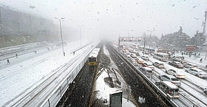 80 - 85 cm'lik "Afet Yağışı" İstanbul'da hayatı felce uğrattı!