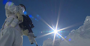 Metrelerce kar altında vatan nöbeti!