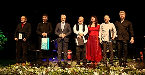 Nâzım Hikmet 120. yaş gününde anıldı