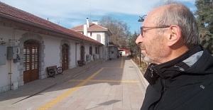 Şair DERMANİ yazdı: Açılmaz Artık..