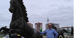 Şair DERMANİ yazdı: Güzelin Peşinde..