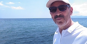 GÜNÜN ŞİİRİ - Gözlerine Bakıyorum..