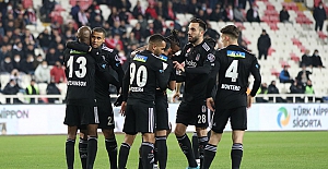 Kartal zorlu deplasmandan 3 puanla dönüyor: Sivasspor 2-3 Beşiktaş