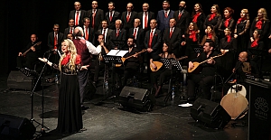 Nilüfer THM Korosu sevenleriyle kavuştu