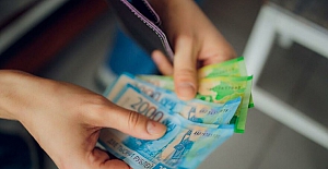 Ruble yaptırımlar nedeniyle çakıldı