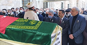 Yazar Mahmut Metin Kaplan tekbirlerle uğurlandı