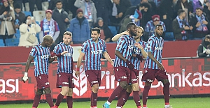Fırtına, Türkiye Kupasında da Esti:  Trabzonspor 2-0 Antalyaspor