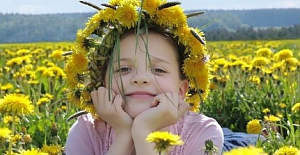 Baharda göz allerjisine dikkat!