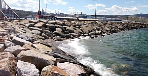 Bandırma'da üç ay önce çekilen deniz normale dönüyor