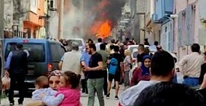 Bursa’da uçak evlerin arasına düştü: İki kişi öldü