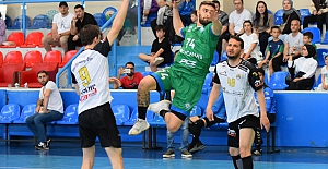 Hentbol Liginde Nilüfer farka koştu