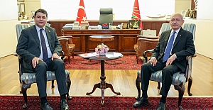 Kılıçdaroğlu, Demokrat Parti Genel Başkanı Gültekin Uysal'ı Kabul Etti