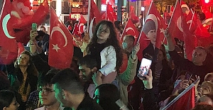 Samsun’da 10 bin kişilik fener alayı