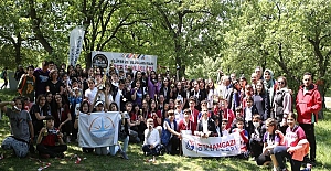 Spor Şenlikleri’nde oryantiring ve plaj voleybolu heyecanı