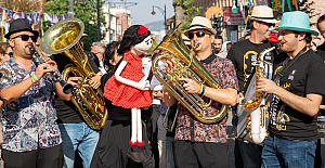 Bursa’da sanat sokağa taştı