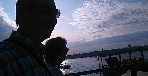 GÜNÜN ŞİİRİ - Gülce Edebiyat Akrostik Ve Triyole / Hoyrat Hoyrat Eser