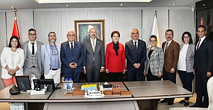 İYİ Parti Osmangazi'den Genel Merkezlerine destek ziyareti