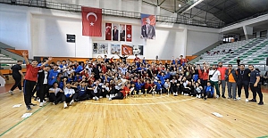 Kurtuluş Kupasında ödüller sahiplerini buldu