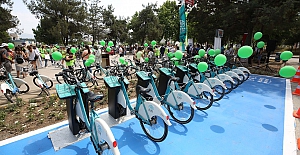 Nilespit üniversite kampüsünde