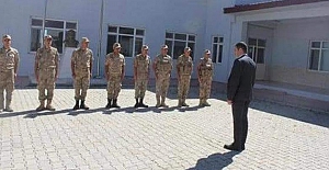 AKP’li başkanın askeri törenle karşılanması olayı meclise taşındı