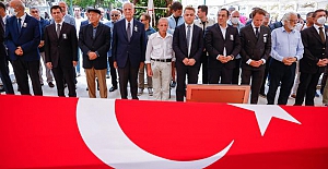 Eski Dışişleri Bakanı İlter Türkmen son yolculuğuna uğurlandı