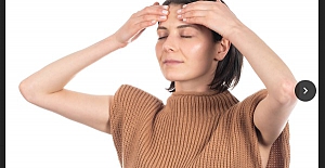 Yüz yogası egzersizleri cildi gençleştiriyor