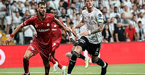 Beşiktaş'a 3-1 mağlup olan Sivasspor'un galibiyet hasreti devam ediyor