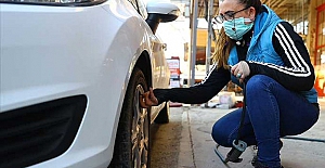 Döviz kuru gurbetçilere yaradı, oto sanayiler yabancı plakalarla doldu