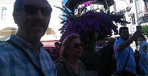 GÜNÜN ŞİİRİ - Güle Gül (üçgen)