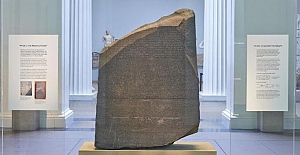 Mısır: Rosetta Taşı’nın keşfinin 200. yıldönümü kutlanıyor