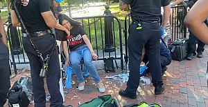 Uygur Türkleri Beyaz Saray önünde açlık grevi başlattı