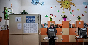 Bulgaristan'da halk sandık başına gitti!