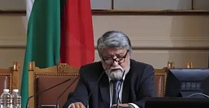 Bulgaristan'da meclis başkanlığına Türk kökenli Vecdi Raşidov seçildi