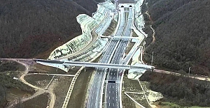 Gazeteci- yazar Uğur Emek; “Müjde! Müteahhitlerin ücretlerine zam geldi” 