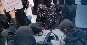 İran protestoları lise öğrencilerine kadar düştü