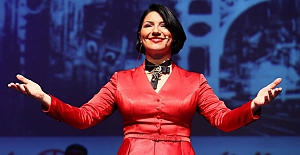 TOHUMLUK VAKFI'ndan muhteşem gece: PINAR AYHAN ile Bursa'da zaman durdu..