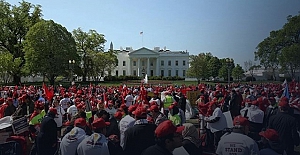 ABD'deki Türklerden Güney Kıbrıs Rum Yönetimi Başkonsolosluğu önünde "Teröre Hayır" mitingi