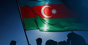 Azerbaycan Karabağ Zaferi kutlamaları zafer yürüyüşüyle başladı