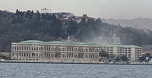 İstanbul Çırağan Sarayı'nın otel bölümünde yangın