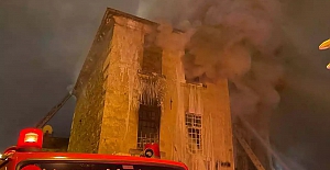 İstanbul Ermeni Katolik Kilisesi'nde yangın..